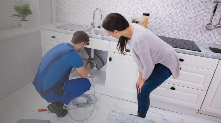 Expert burst pipe repair services in Thurston, OH